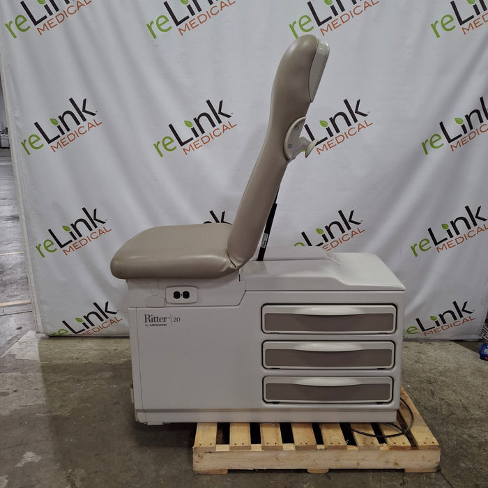 Midmark Ritter 204 Exam Table