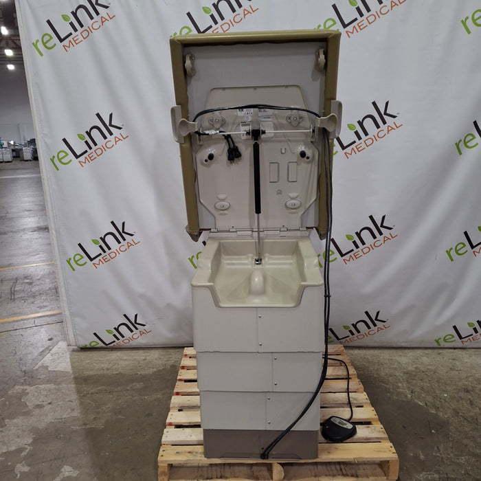 Midmark 222 Procedure Chair