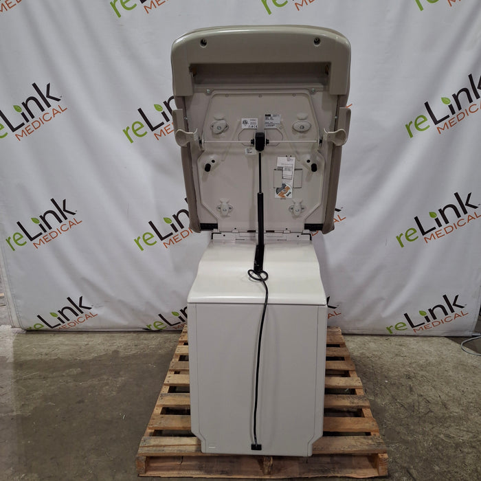 Midmark Ritter 204 Exam Table