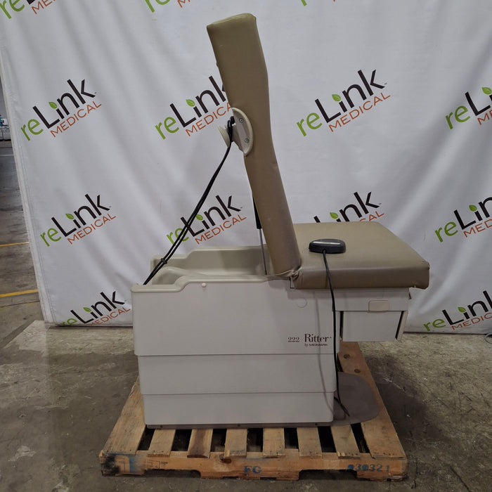 Midmark 222 Procedure Chair