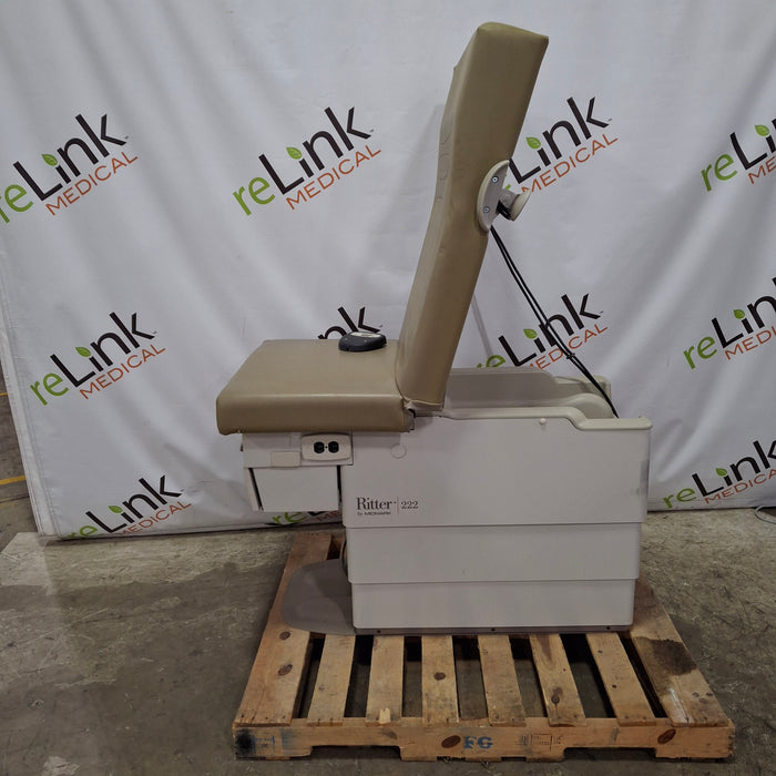 Midmark 222 Procedure Chair