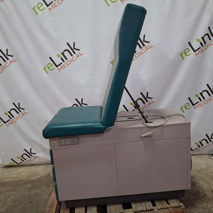 Midmark Ritter Model 104 Exam Table