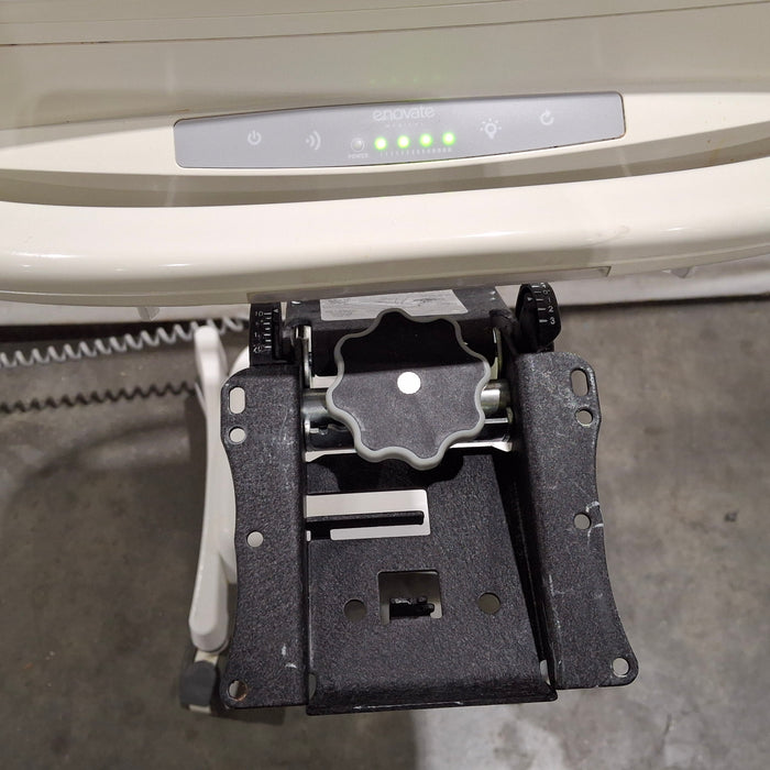 Enovate PC Cart