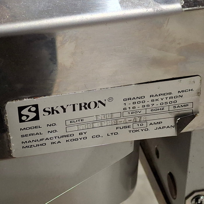 Skytron 3500 Elite Surgical Table