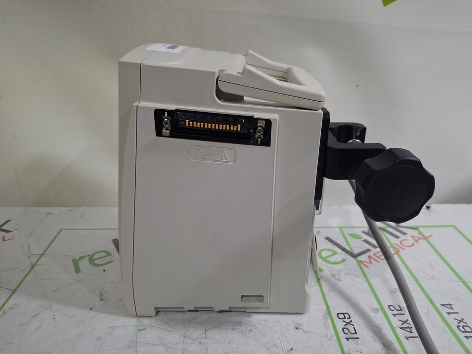 CareFusion Alaris 8015 Small Screen POC Infusion Pump