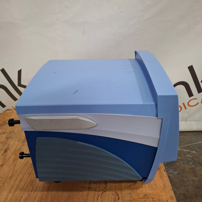 CareFusion Vela Ventilator
