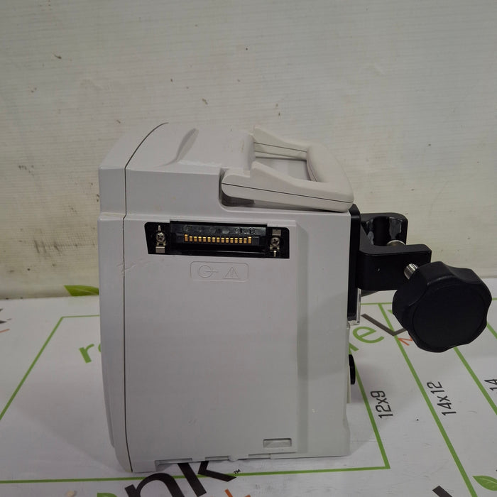 CareFusion Alaris 8015 Large Screen POC Infusion Pump