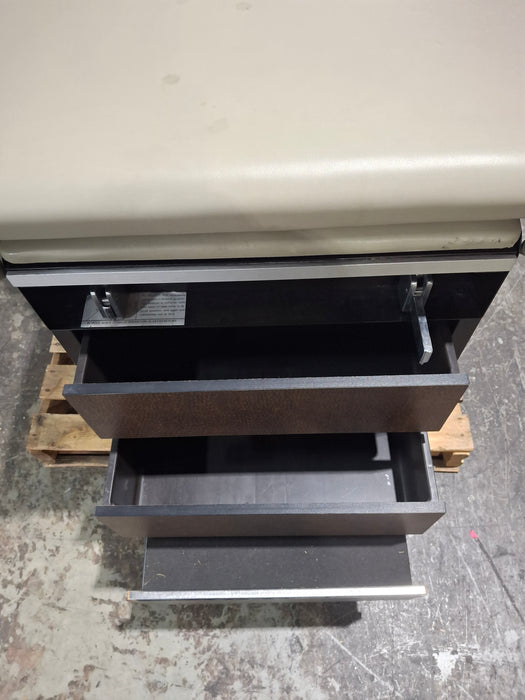 Midmark Ritter Model 104 Exam Table