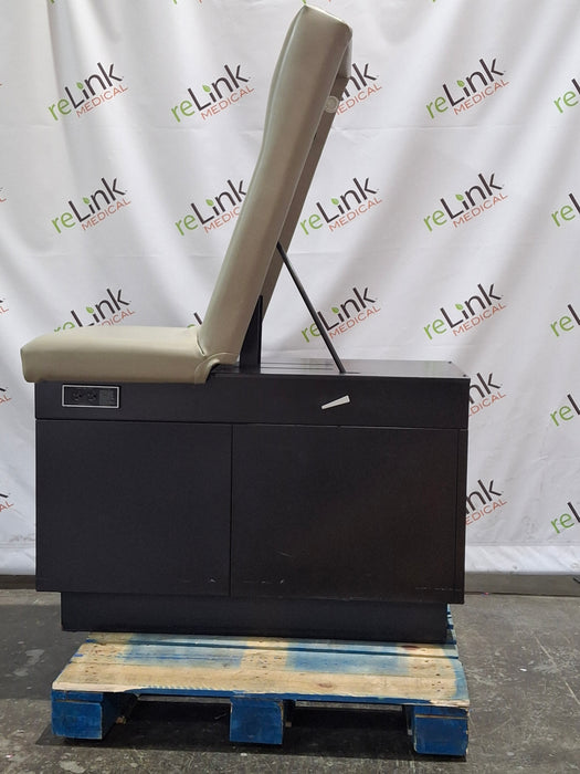 Midmark Ritter Model 104 Exam Table