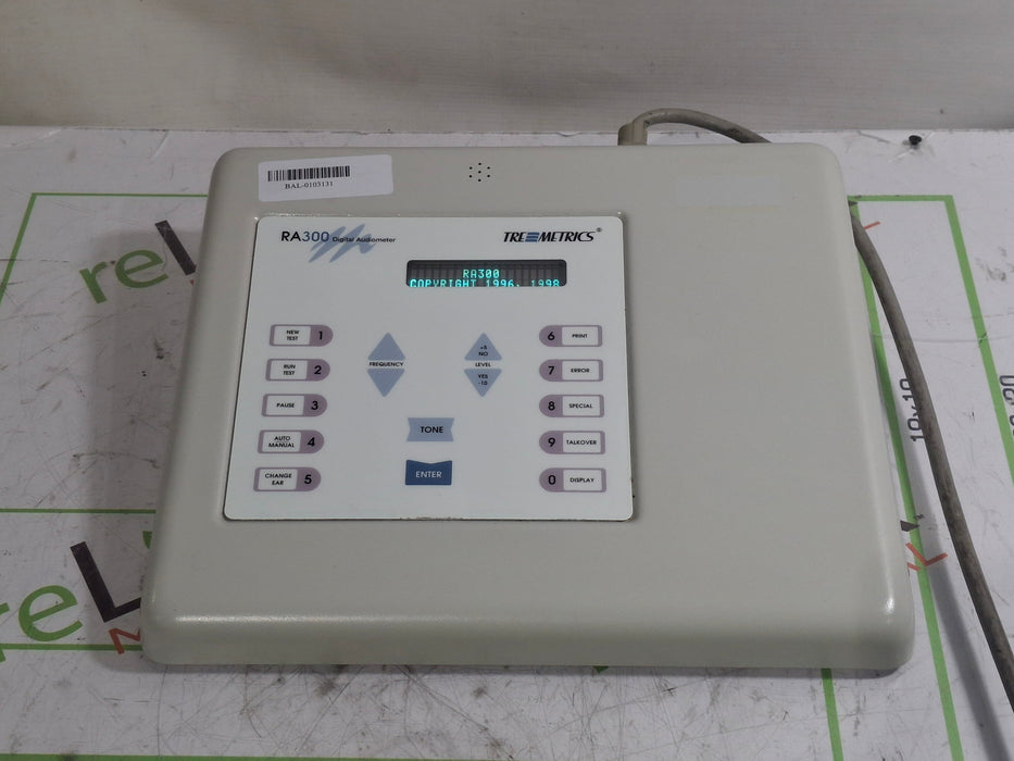 Tremetrics, Inc. RA300 Digital Audiometer Audiometric Sound Chamber AR902