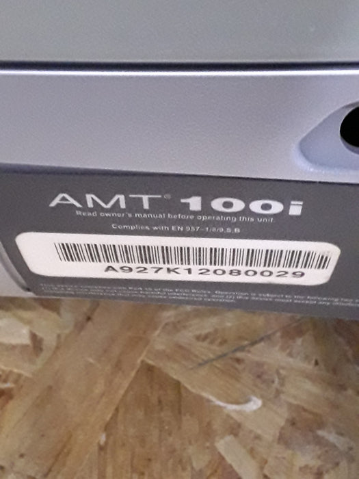 Precor USA AMT 100i Adaptive Motion Trainer