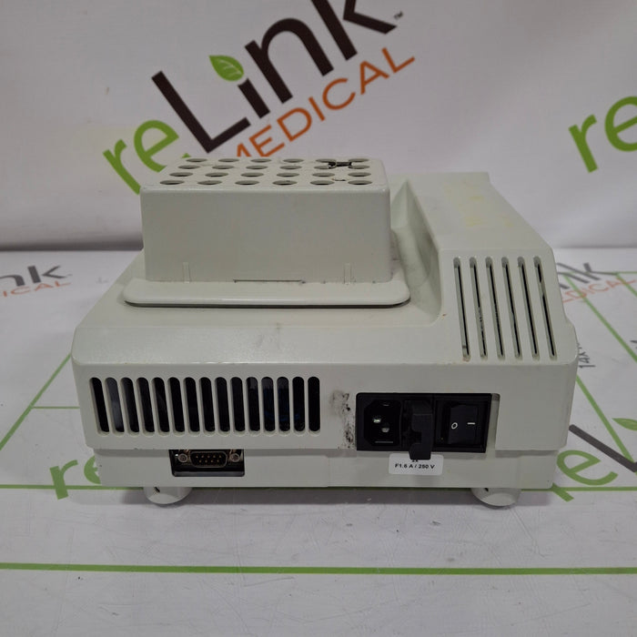 Eppendorf 5355 Thermomixer R Incubator Shaker