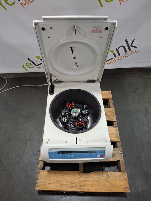 Thermo Scientific Sorvall ST16 Centrifuge