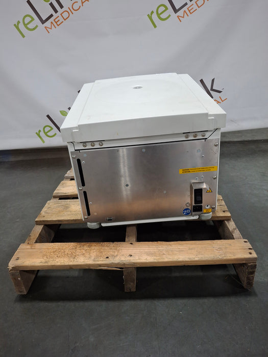 Thermo Scientific Sorvall ST16 Centrifuge
