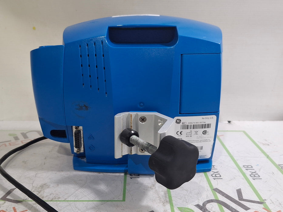 GE Healthcare Dinamap V100 - NIBP, SpO2, Temp Vital Signs Monitor
