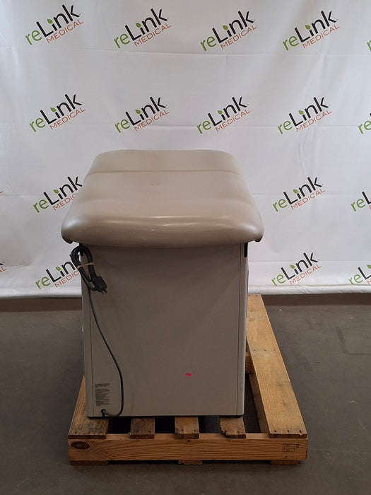 Brewer 5000 Access Exam Table