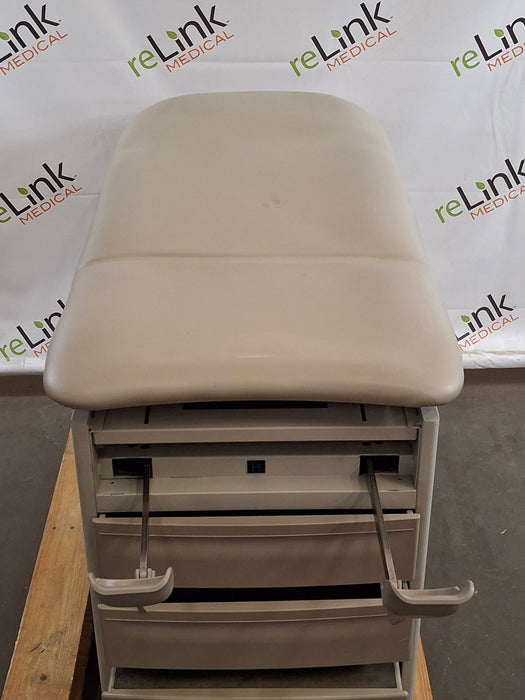 Brewer 5000 Access Exam Table