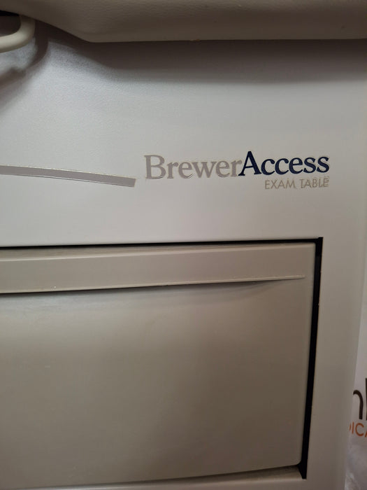 Brewer 5000 Access Exam Table