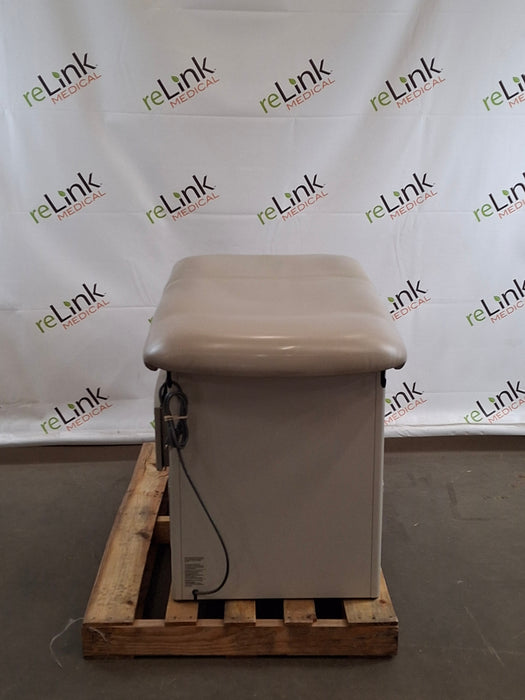 Brewer 5000 Access Exam Table
