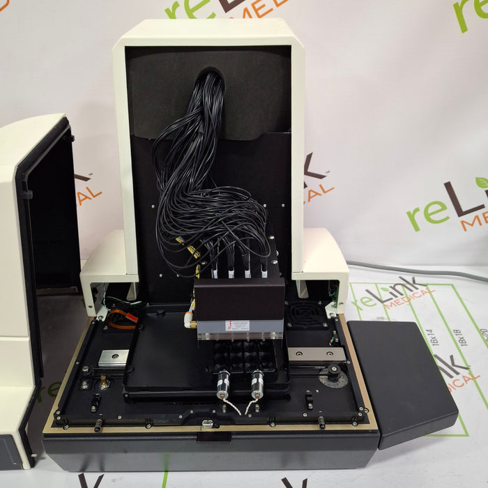 Seahorse Bioscience XF24 Extracellular Flux Analyzer