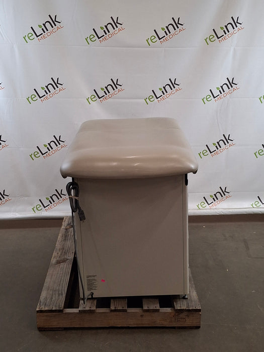 Brewer 5000 Access Exam Table
