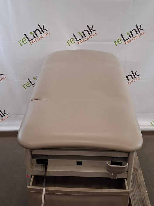 Brewer 5000 Access Exam Table