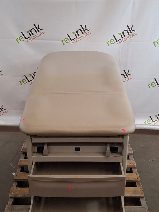 Brewer 5000 Access Exam Table
