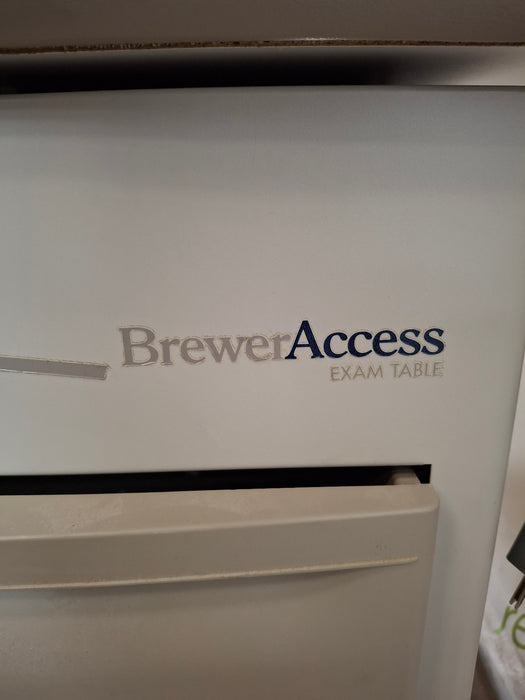 Brewer 5000 Access Exam Table