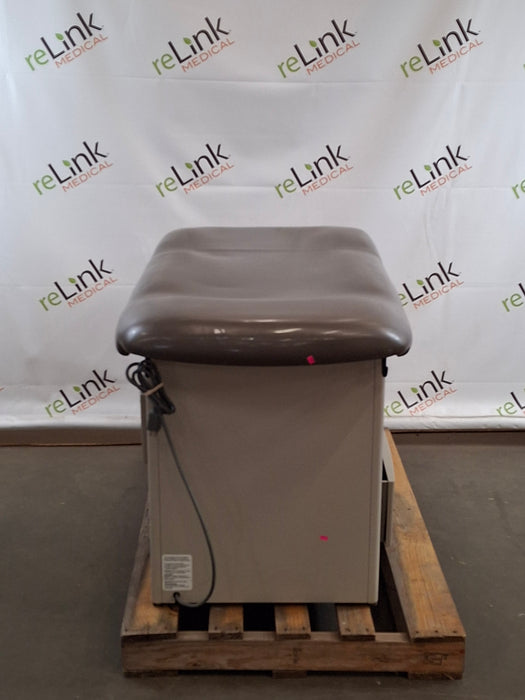 Brewer 5000 Access Exam Table