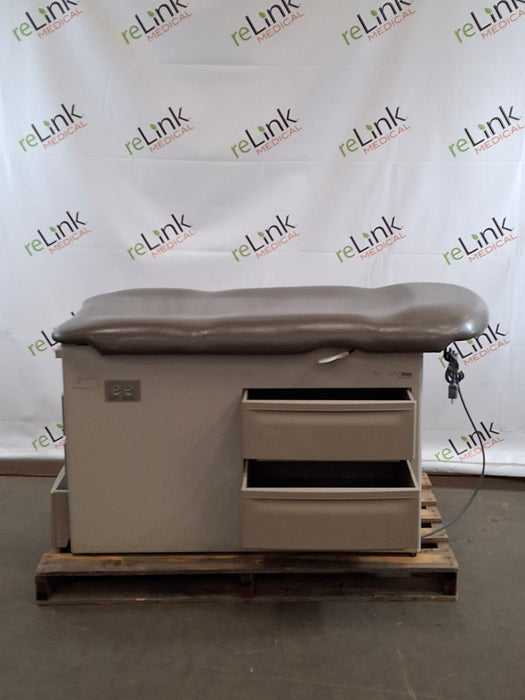 Brewer 5000 Access Exam Table