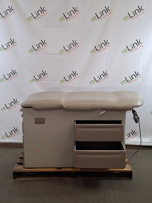 Brewer 5000 Access Exam Table