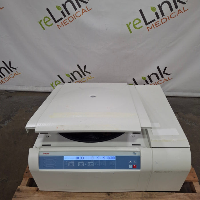 Thermo Scientific Sorvall ST 40R Centrifuge