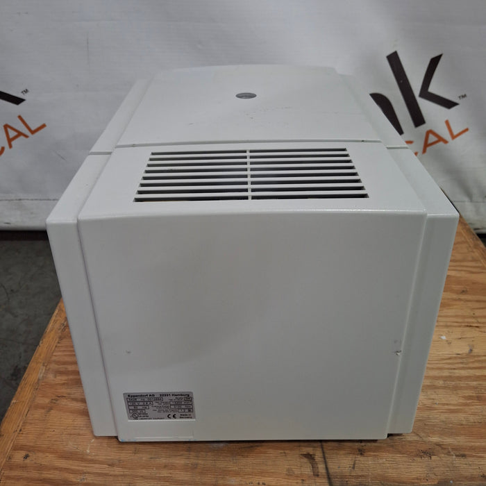 Eppendorf 5415R Centrifuge