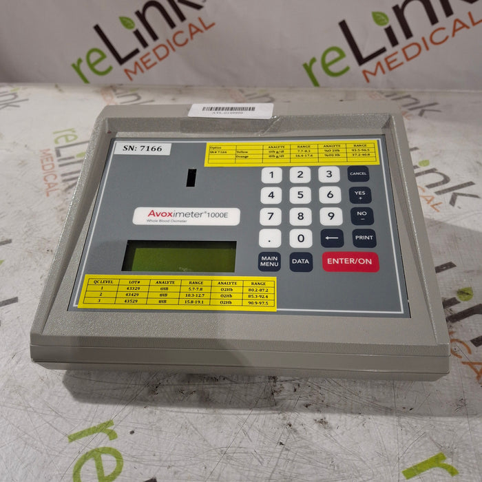 Accrivia Diagnostics Avoximeter 1000e Oximeter