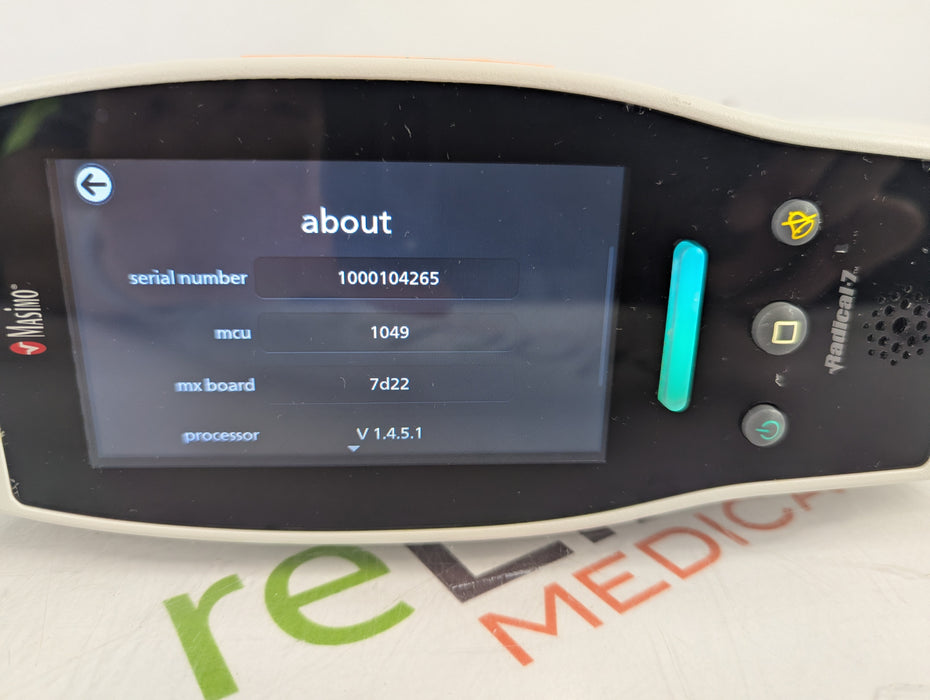 Masimo Radical 7 Pulse Oximeter w/ Base