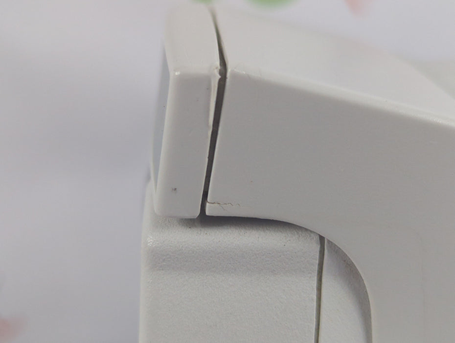 Masimo Radical 7 Pulse Oximeter w/ Base