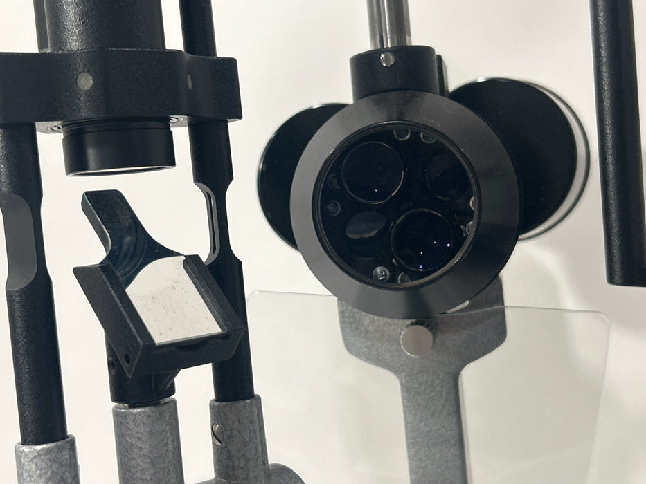 Haag-Streit BM 900 Slit Lamp