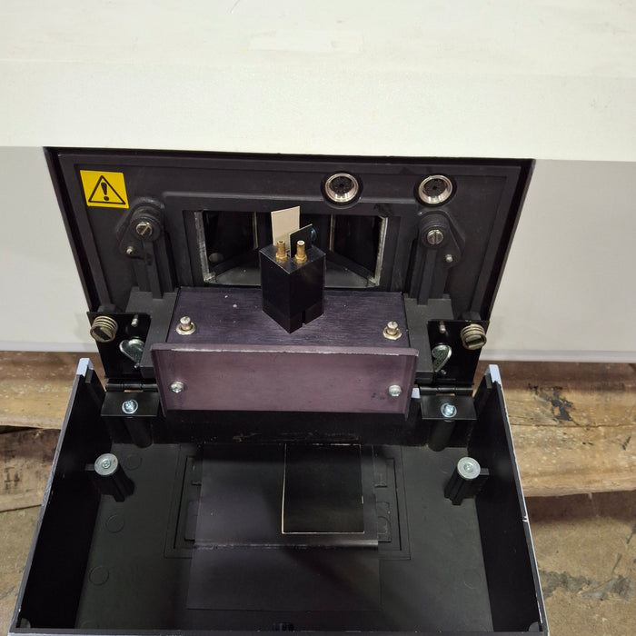 Perkin Elmer LS55 Fluorescence Spectrometer