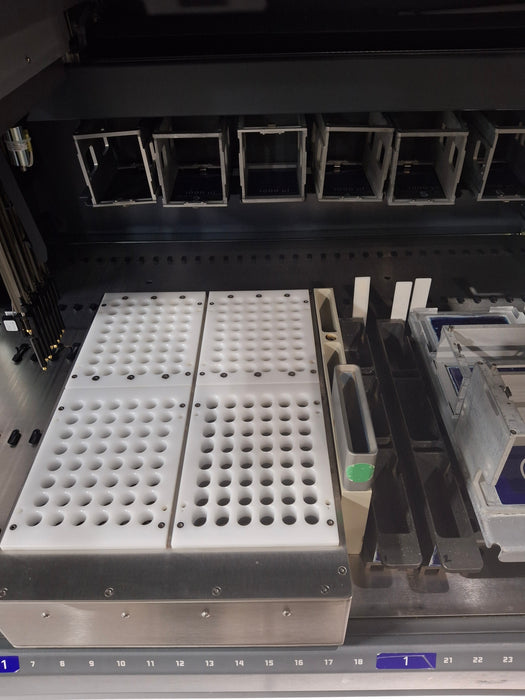 Abbott M2000 SP Nucleic Acid Extractor