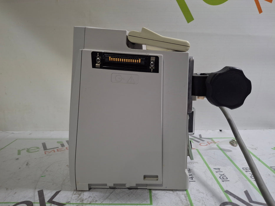 CareFusion Alaris 8015 Small Screen POC Infusion Pump