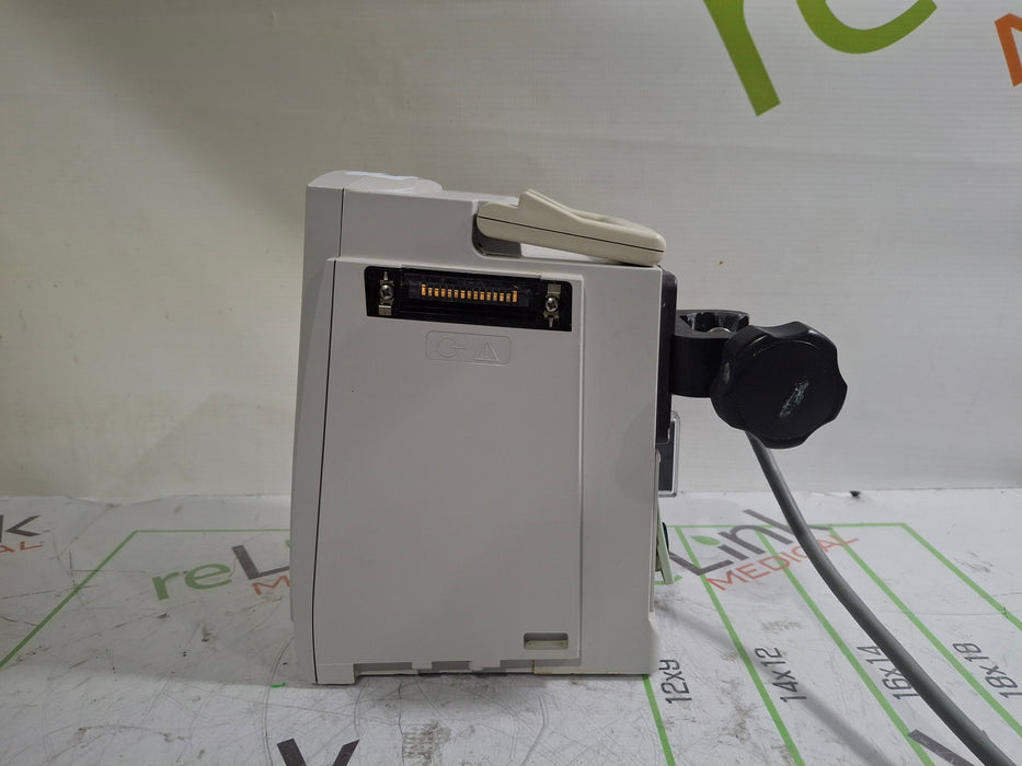 CareFusion Alaris 8015 Small Screen POC Infusion Pump