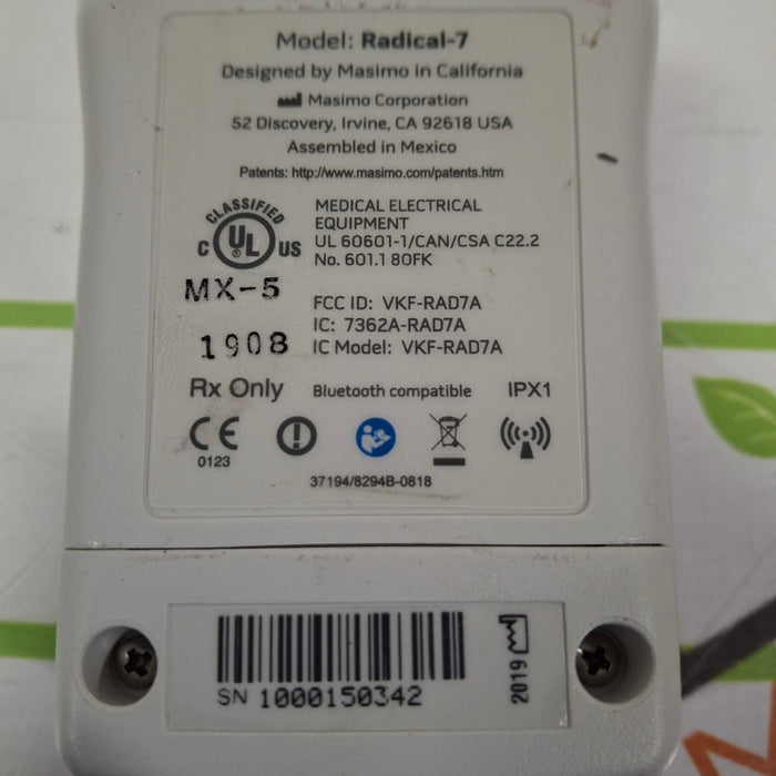 Masimo Radical 7 Pulse Oximeter w/ Base