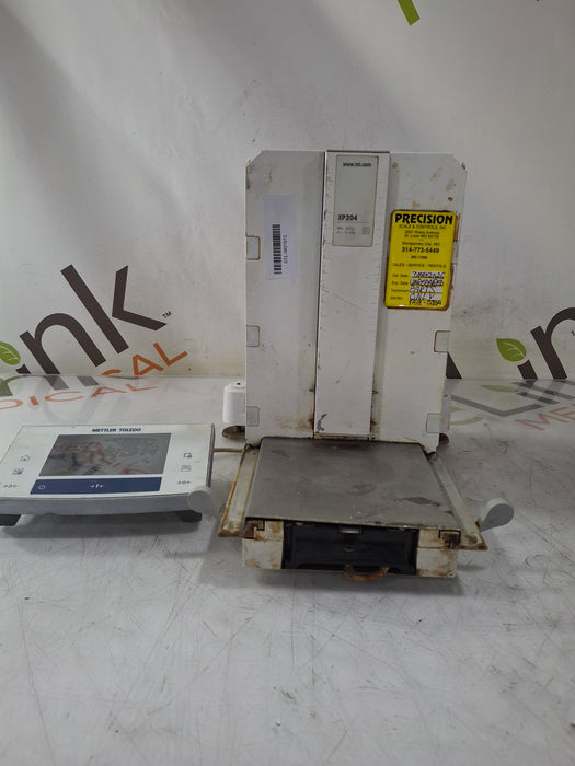 Mettler-Toledo, Inc. XP204 Analytical Balance Scale