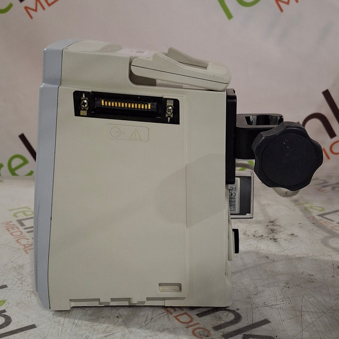 CareFusion Alaris 8015 Large Screen POC Infusion Pump