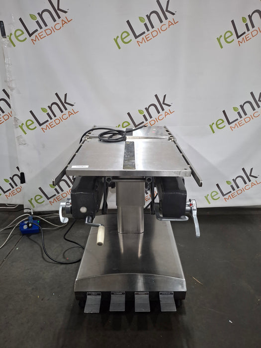 Amsco 2080L Surgical Table