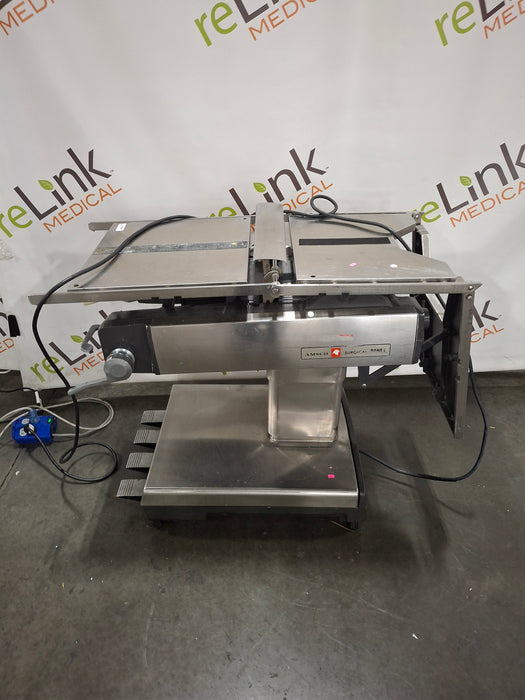 Amsco 2080L Surgical Table