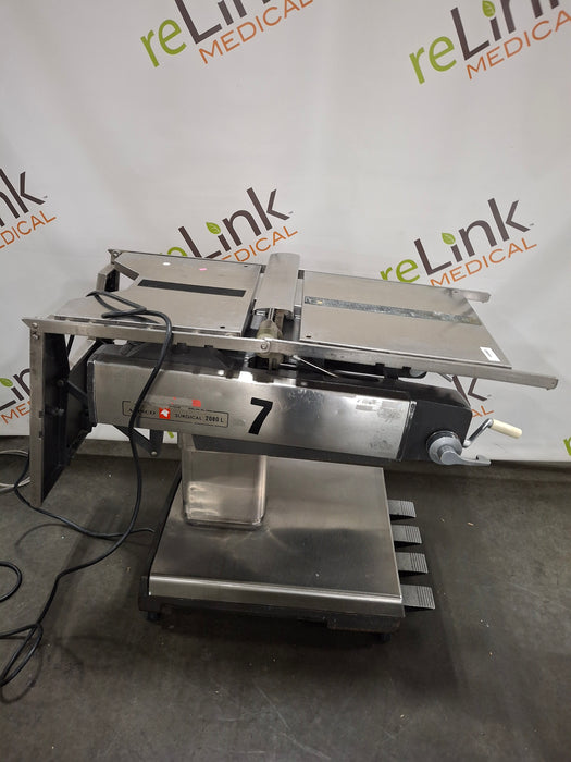 Amsco 2080L Surgical Table