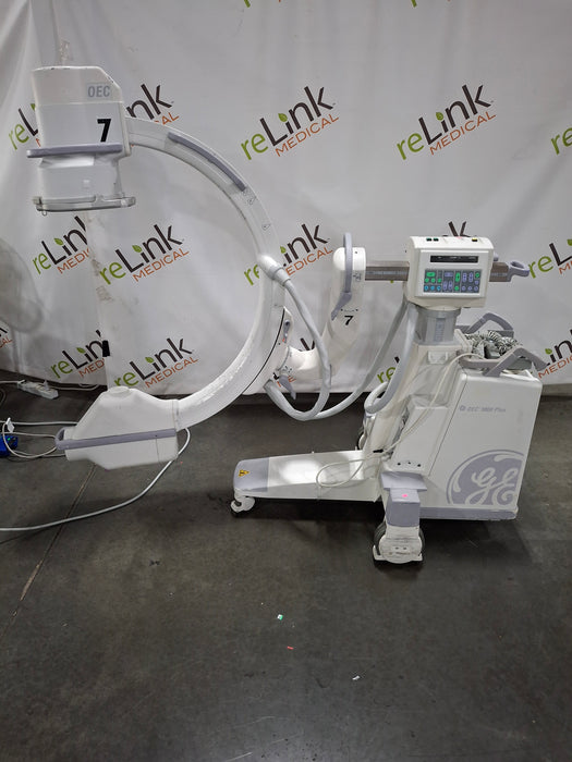 OEC Medical Systems 9800 Plus C-Arm