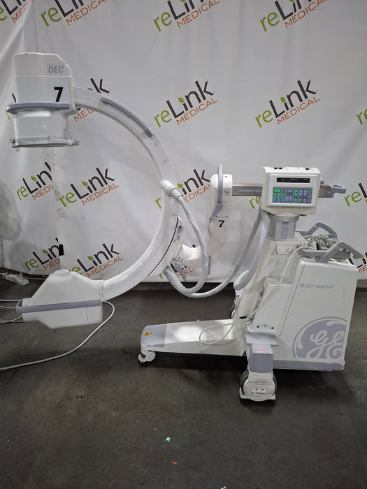 OEC Medical Systems 9800 Plus C-Arm