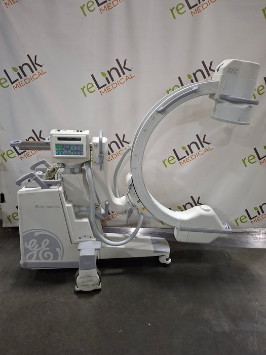 OEC Medical Systems 9800 Plus C-Arm